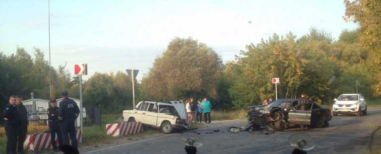 В страшной аварии в брянском Фокино водитель «шестерки» погиб на месте