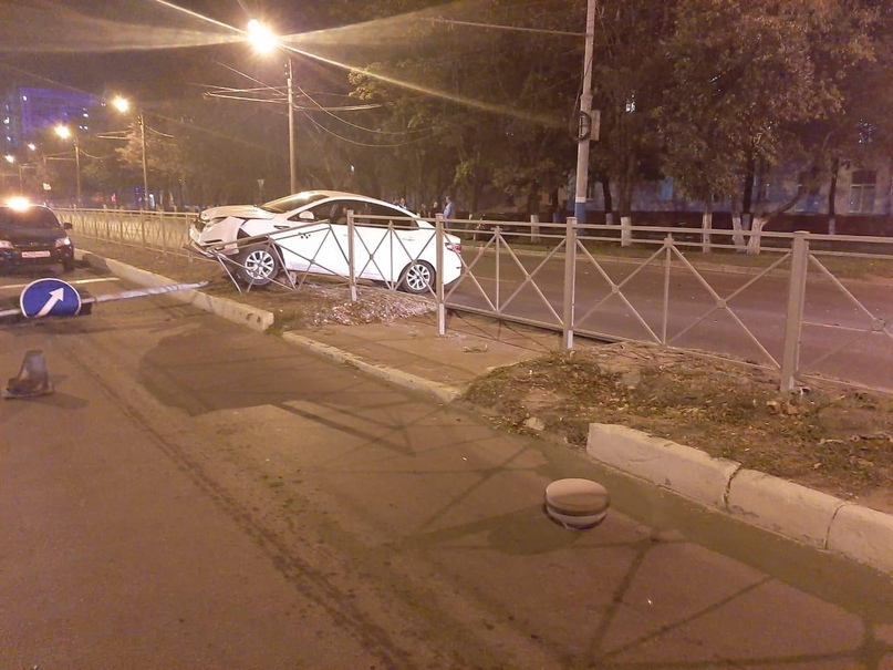 В ДТП в Брянске пострадала пассажирка такси