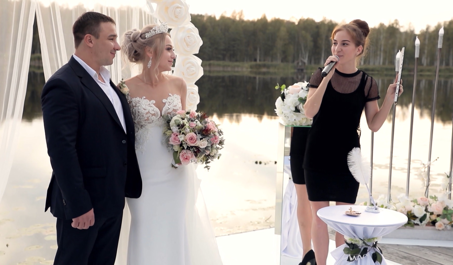 Пара из Брянска поженилась на проекте «Четыре свадьбы»