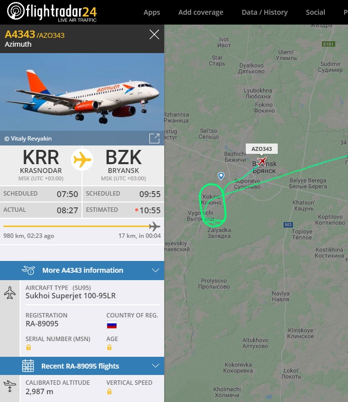 Самолет из Краснодара не смог приземлиться в Брянске из-за погодных условий. Запись с пилотами рейса 343 опубликовали в сети