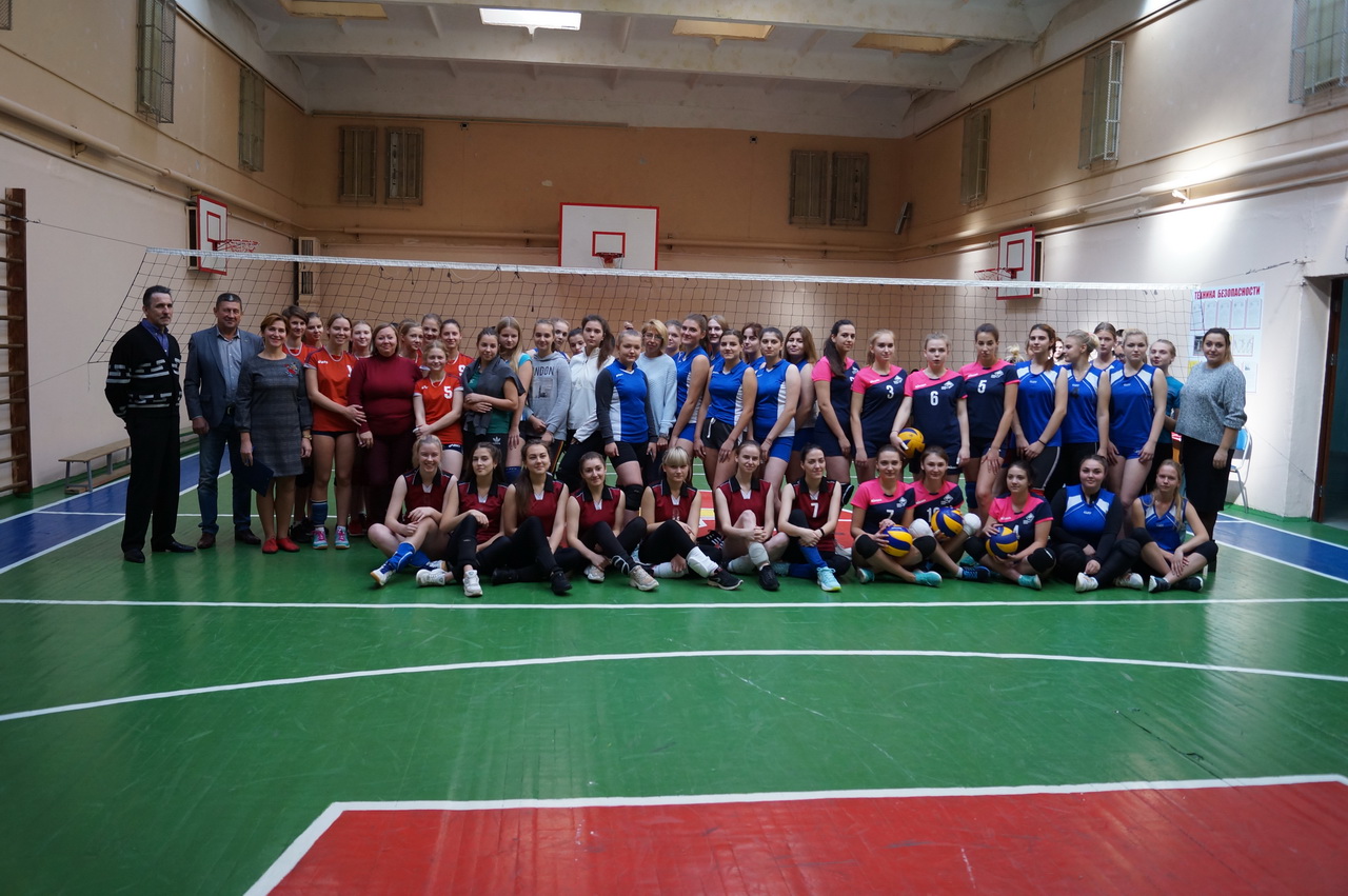 Волейболистки гимназии №6 одержали победу в городском турнире