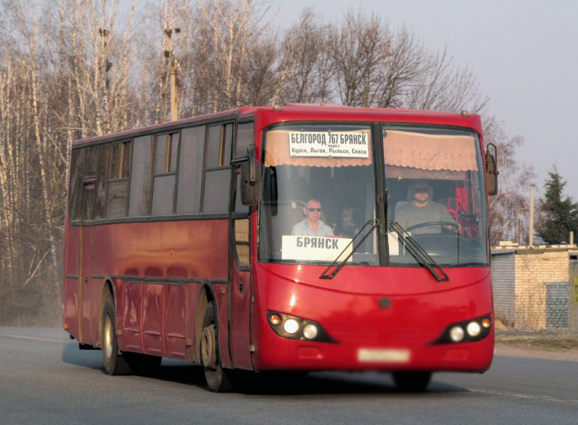 Автобус Брянск-Белгород попал в ДТП в Белгородской области