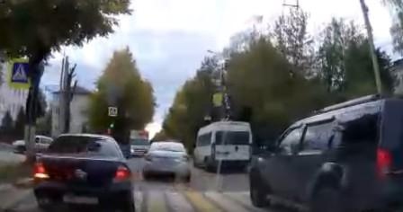 Брянского водителя оштрафовали по видео в соцсети