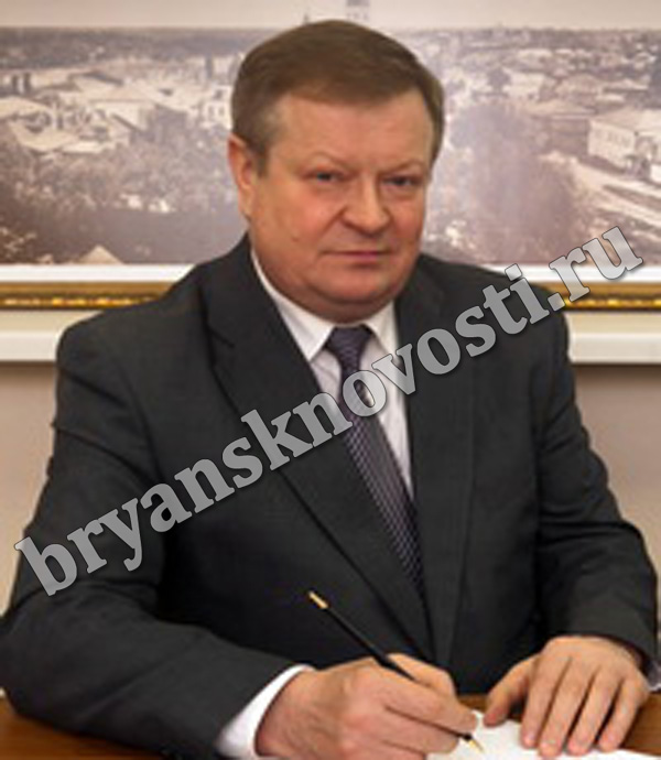 Николай Лучкин оставил пост главы Володарской районной администрации Брянска