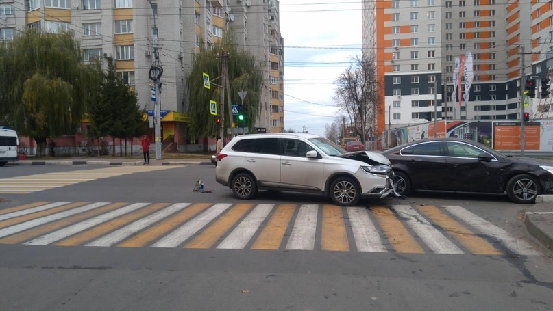 В ДТП на улице Дуки в Брянске травмы получил 27-летний мужчина