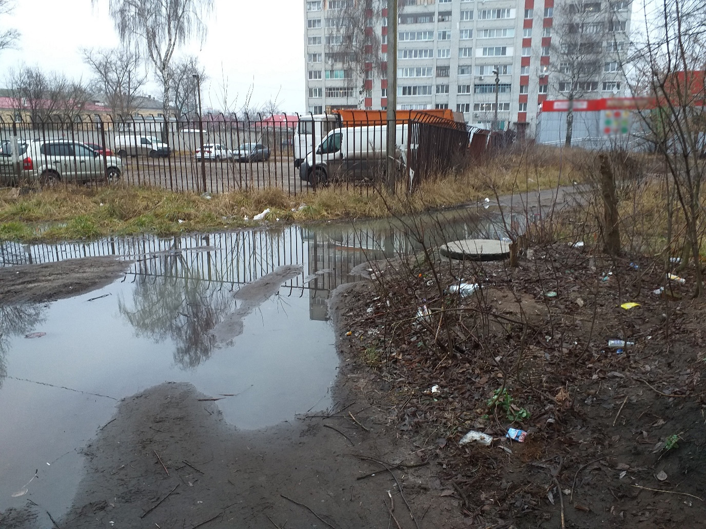 Вчера в брянске. Фосфоритная 5 Брянск. Потоп на улице. Брянск залило. Затопленный дом на фосфоритных карьера Брянск.