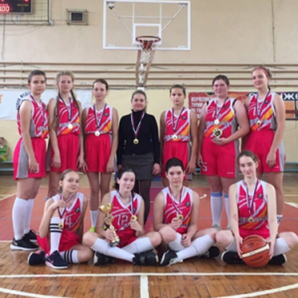 Новозыбковские баскетболистки доказали, что они – лучшие в Брянской области