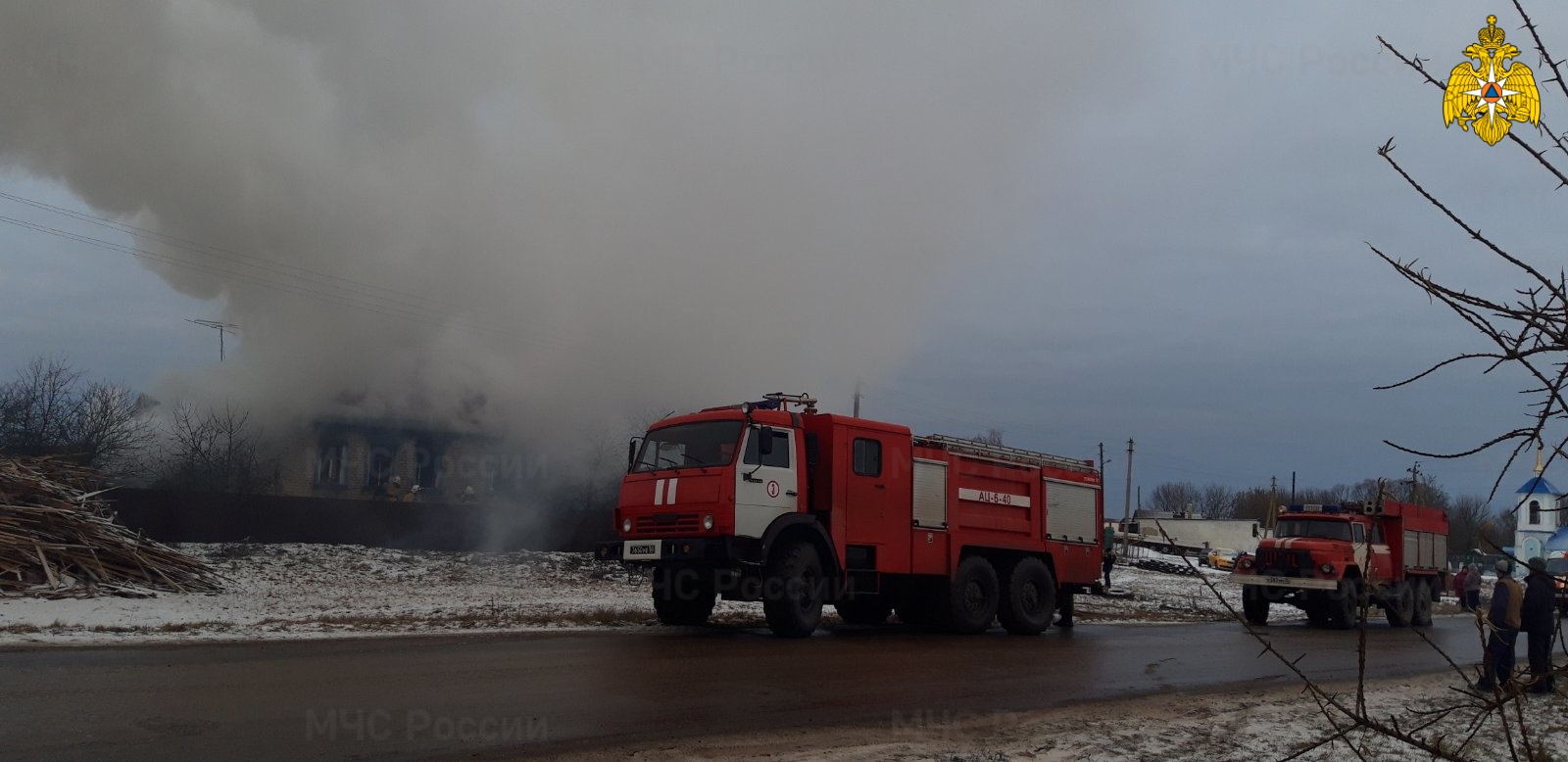 В Карачевском районе при пожаре пострадал человек