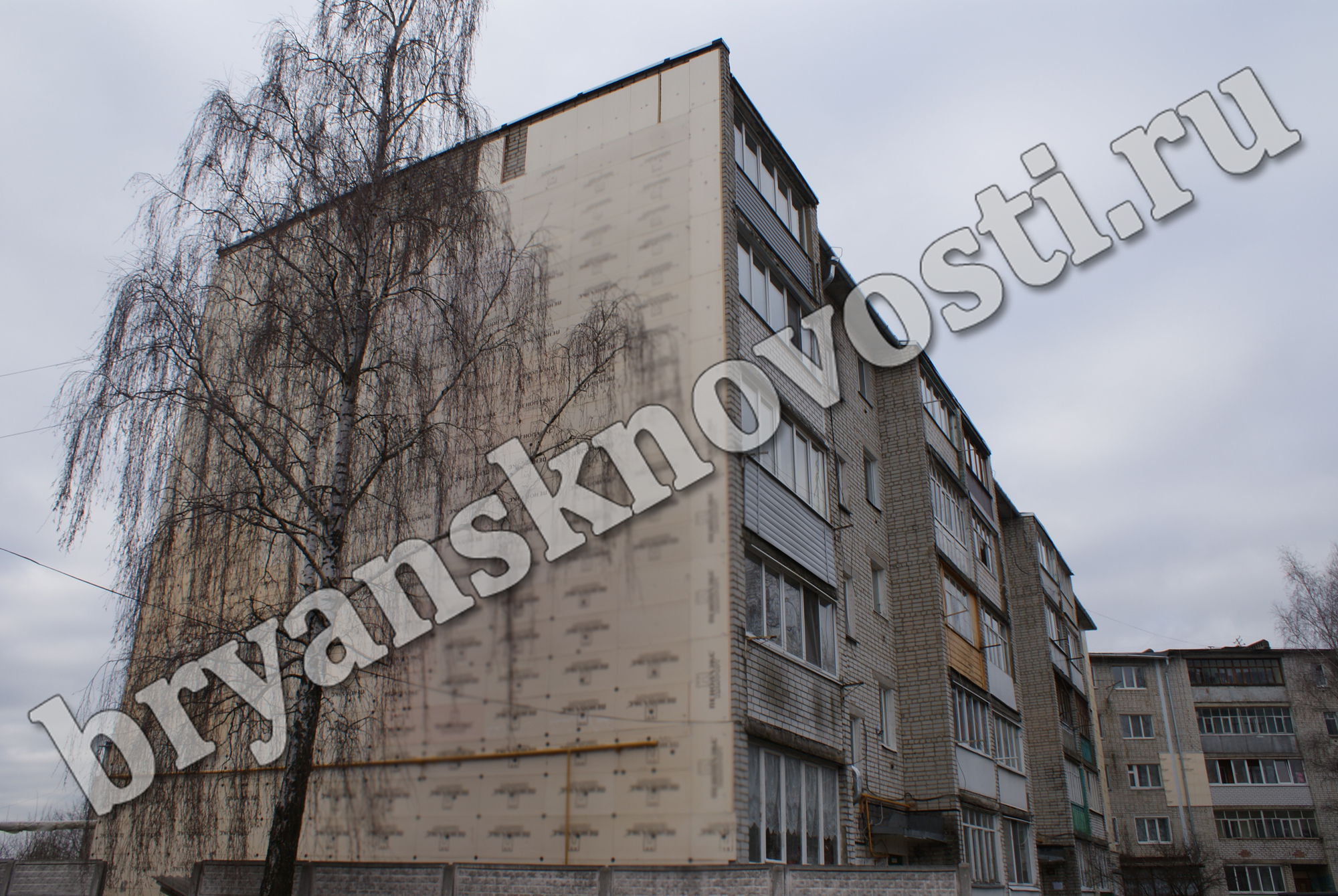 Сегодня в Новозыбкове: утеплили многоэтажку