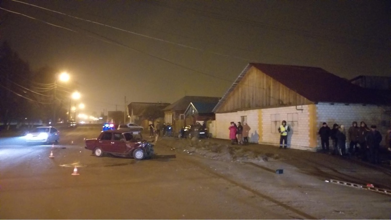 ГИБДД: два человека получили серьезные травмы в аварии в Клинцах