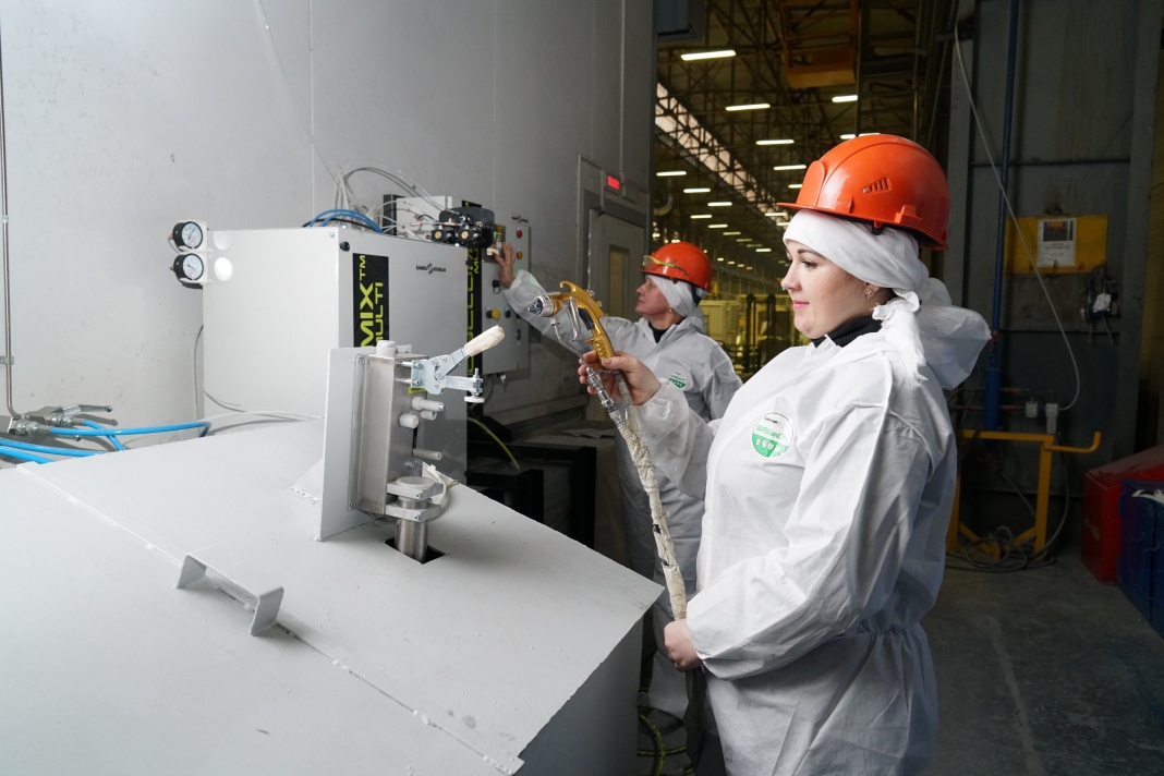 На Брянском машиностроительном заводе ручной труд заменяют «роботы»