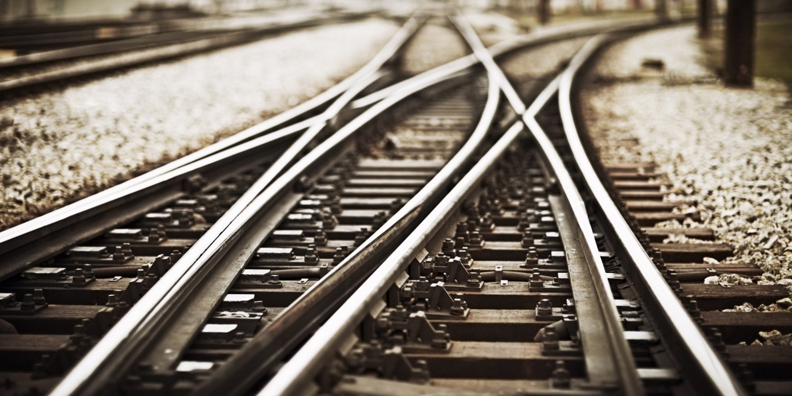 Сход поезда с рельсов в Брянске расследует специальная комиссия