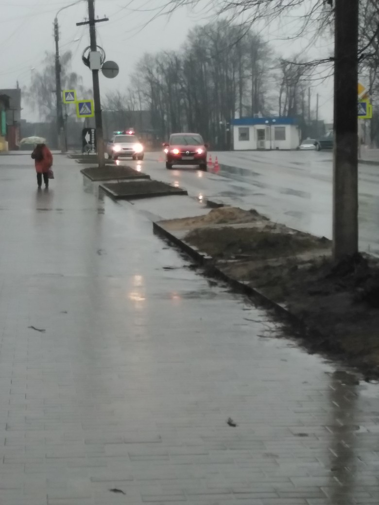 В Клинцах тяжелые травмы получила 49-летняя женщина-пешеход