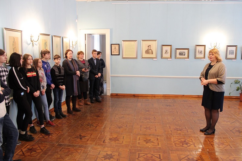 В брянском Овстуге открылась выставка смоленского музея Грибоедова