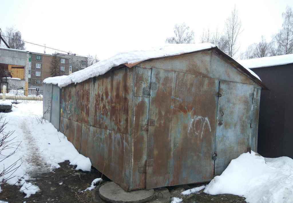 Брянск почти очистили от незаконной рекламы и киосков, на очереди – гаражи