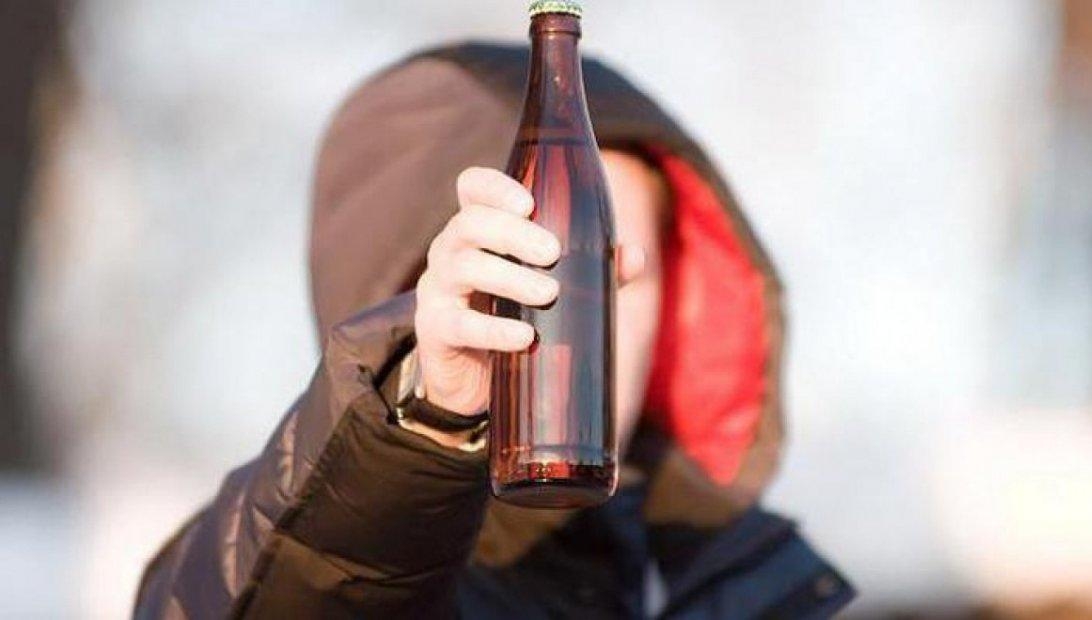 В Унече полицейским попалась 15-летняя школьница с бутылкой спиртного