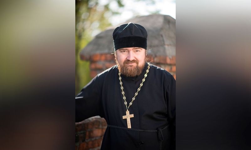 Брянский священник: «Мы не согрешим, если не придем на Радоницу на кладбище»
