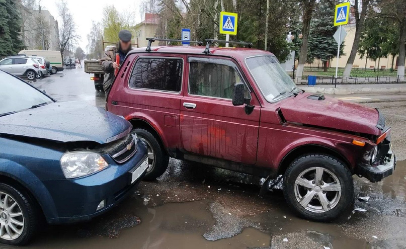 В Трубчевске не разъехались ВАЗ и Chevrolet