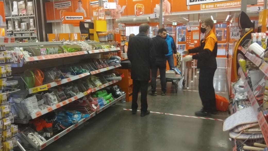 Брянский супермаркет наказали за очереди