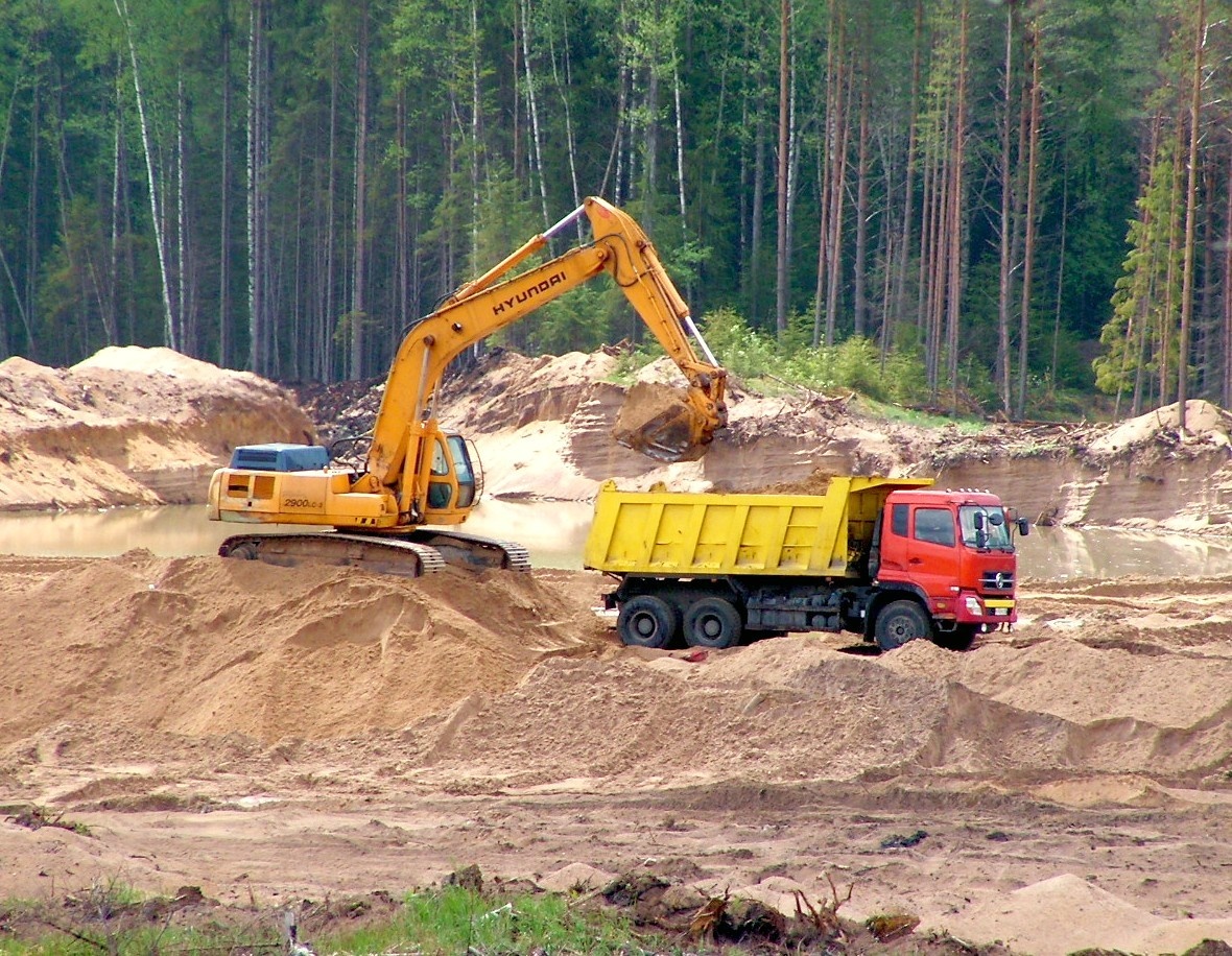 В Брянском районе незаконно добыли песка на 2 000 000 рублей