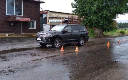 В Брянске пенсионер-велосипедист врезался в «Лексус»