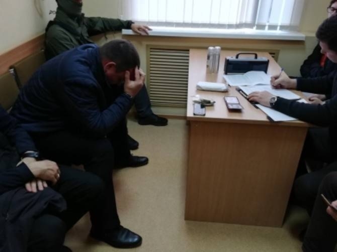 В Брянске осудили бывшего подполковника за взятку в пять миллионов рублей