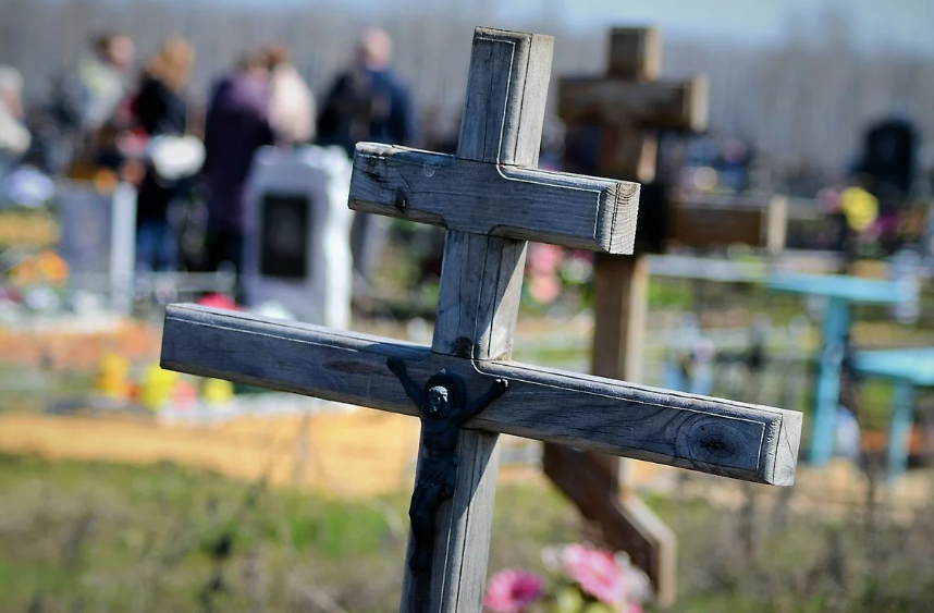 «Ритуальный» скандал в Брянске: администрация кладбища незаконно продавала участки под захоронения