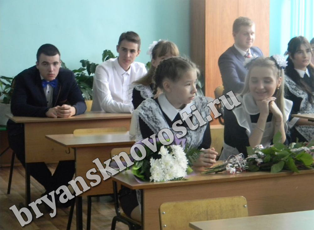 В Новозыбковском округе насчитали 482 отличника