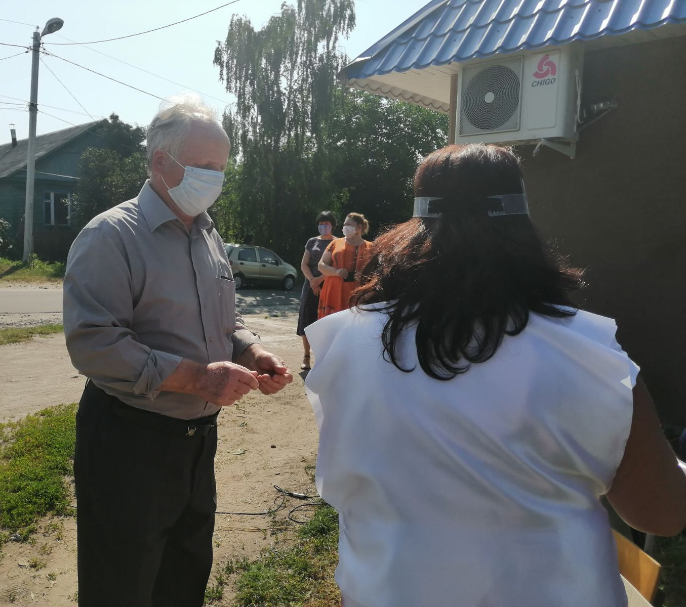 В Стародубе лидер местных пенсионеров проголосовал за поправки в Конституцию