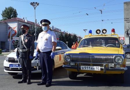 На дорогах Брянска сегодня дежурили сотрудники советского ГАИ