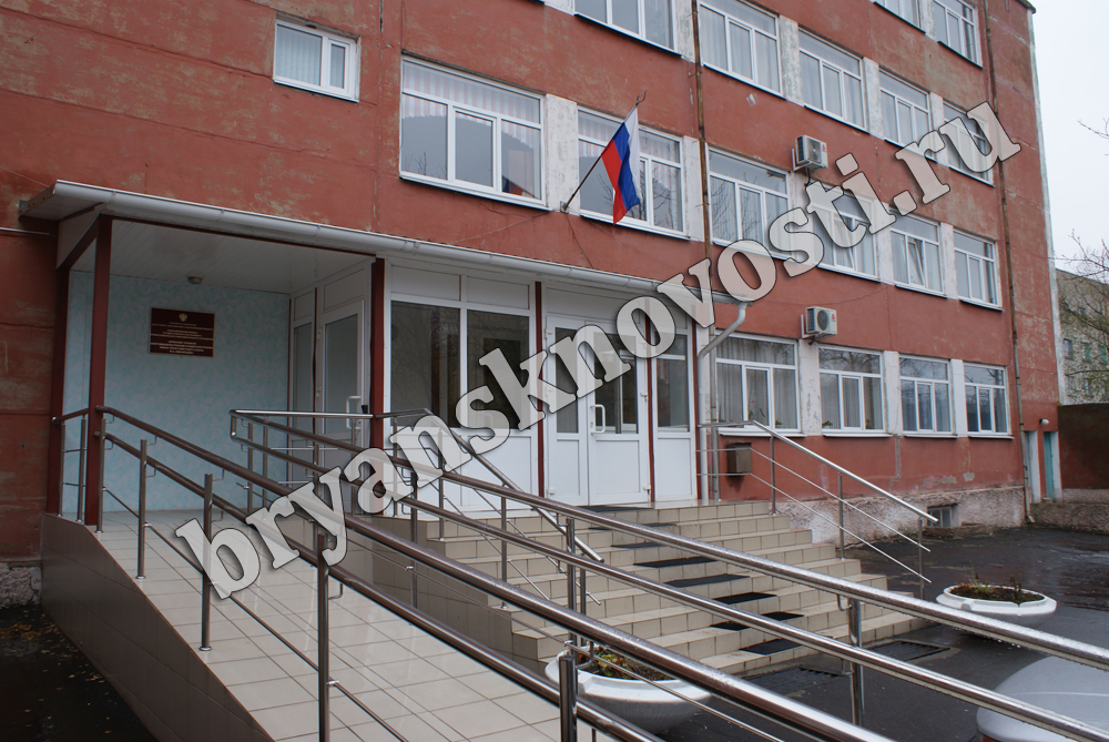 Абитуриенты разбирают бюджетные места в учебных заведениях Новозыбкова