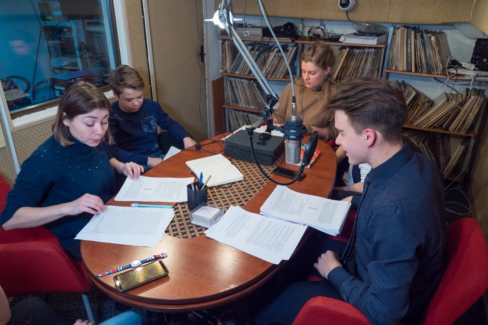 Подростков Брянской области позвали в Школу социального проектирования
