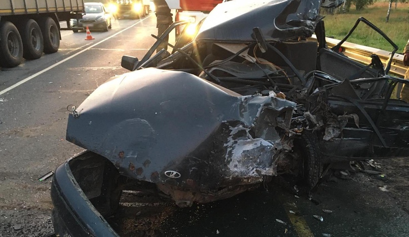 В Выгоничском районе водитель попал в страшную аварию и выжил