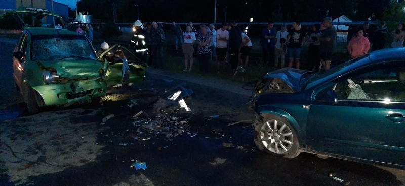 В Сельцо разбились два автомобиля, есть пострадавшие