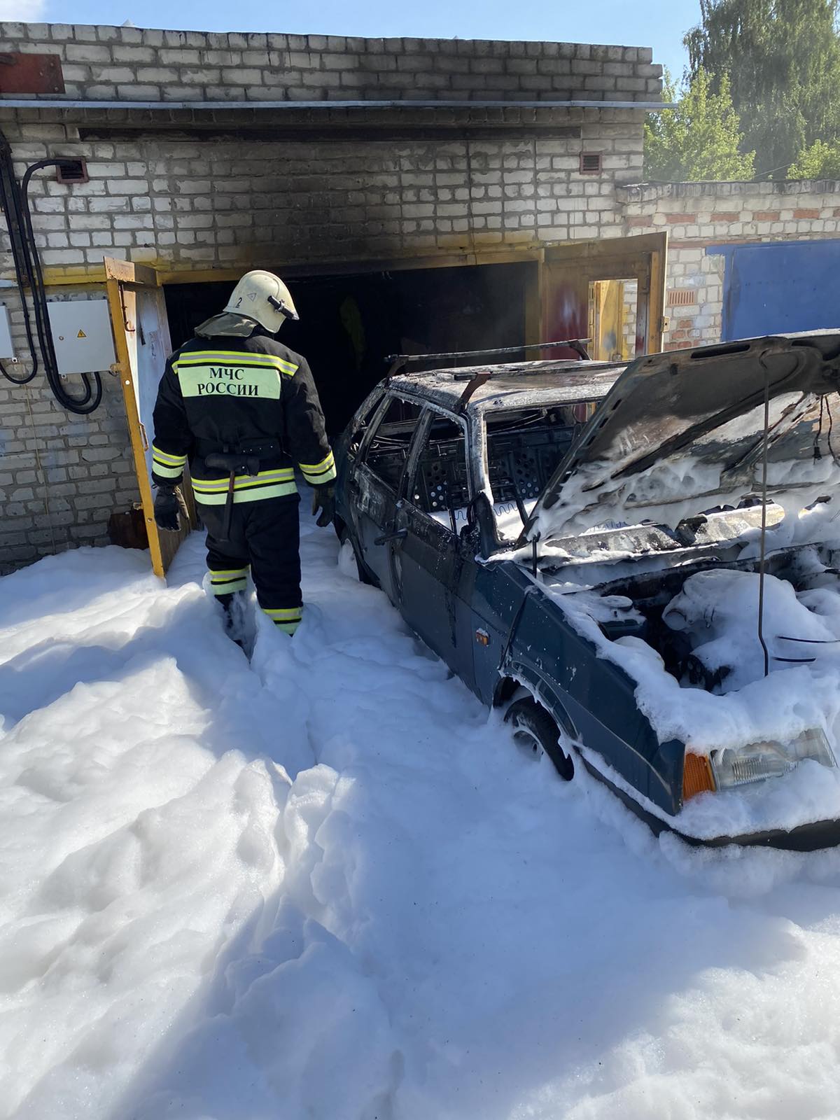 В Брянском районе пожарные превратили лето в зиму