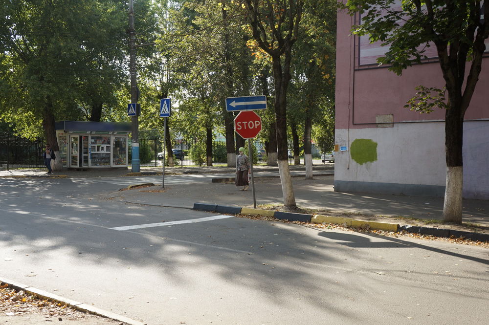 Полиция предупреждает о новом дорожном знаке в Володарском районе Брянска