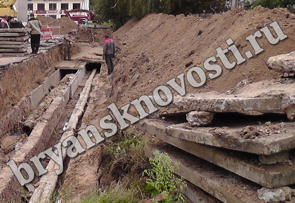 В Новозыбкове заменят километры устаревшего трубопровода
