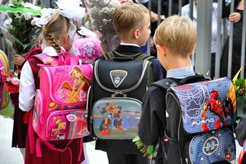 В Брянской области стартует акция «Собери ребенка в школу»