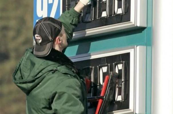 Цены на бензин в Брянской области снова поползли вверх