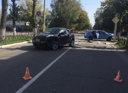 В Брянске невнимательный водитель устроил дорожную аварию
