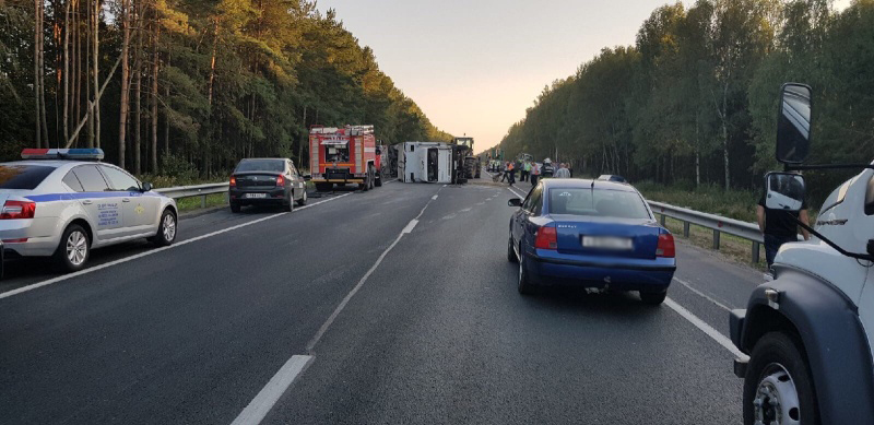 В Выгоничском районе грузовик попал в аварию