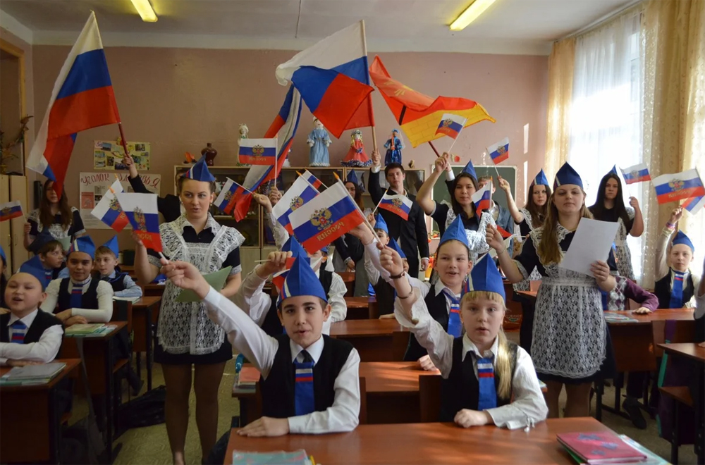 Брянских школьников научат патриотизму