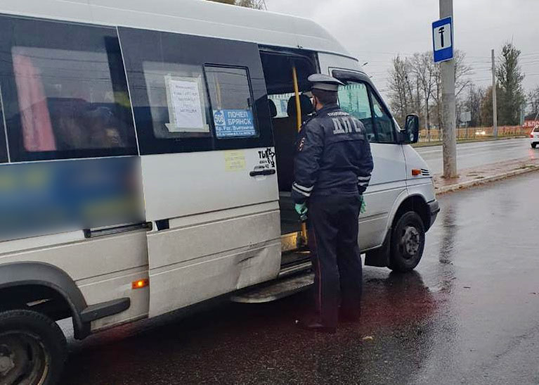 Пассажиров без масок будут высаживать из автобусов в Брянске