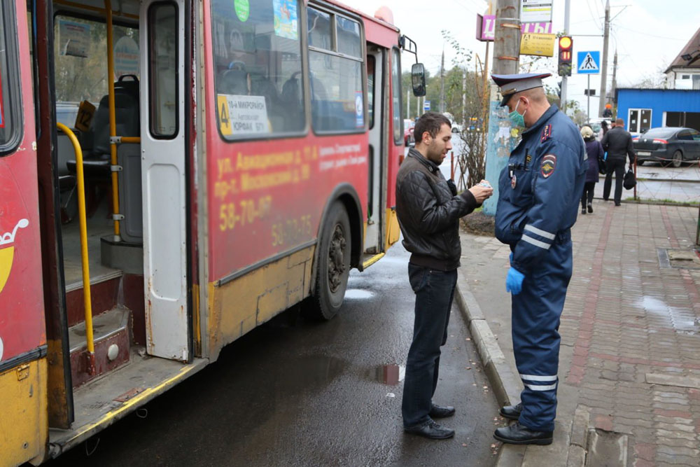 Могут ли брянцев без масок насильно выводить из автобусов