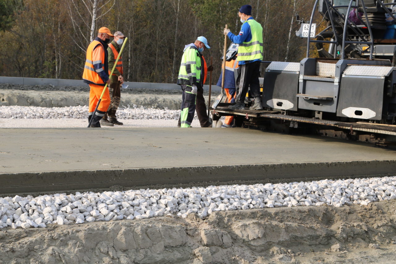 При строительстве дороги Брянск-I — Брянск-II впервые в регионе применили бетонную «прослойку»
