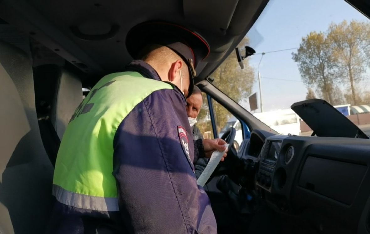 Триста водителей автобусов в Брянской области попались на нарушениях