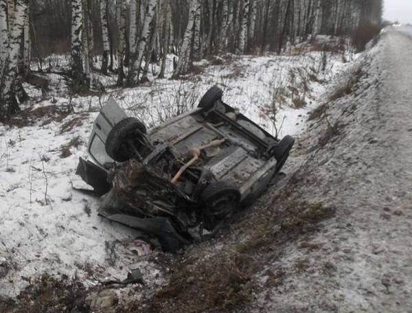 В Мглинском районе водитель улетел в кювет и покалечил себя