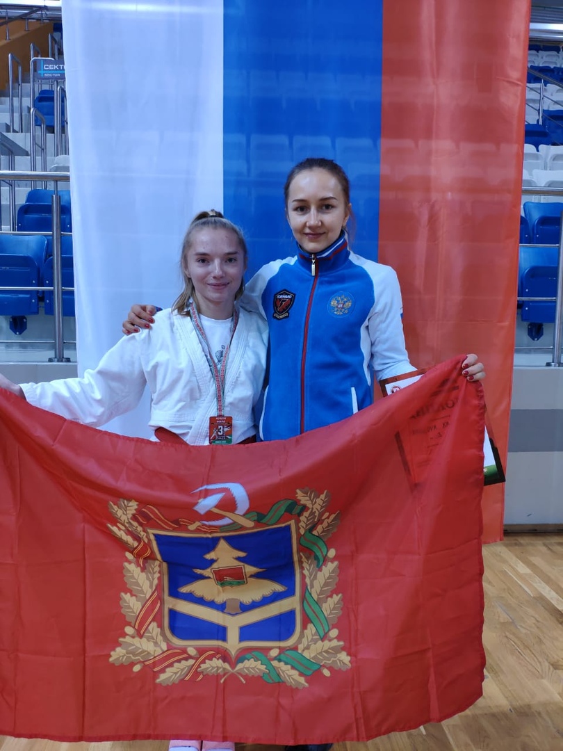 Студентка из Брянска Кристина Акулова стала призером Кубка мира по рукопашному бою