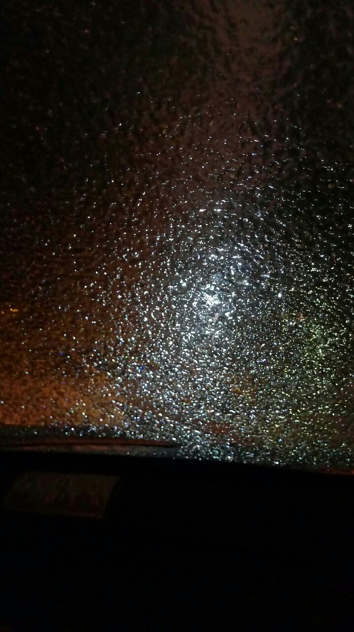 Ледяной дождь превратил Брянск в сплошное «стекло»
