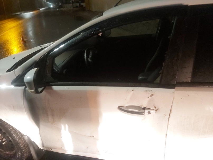 В Брянске водитель разбил машину и сам оказался на больничной койке